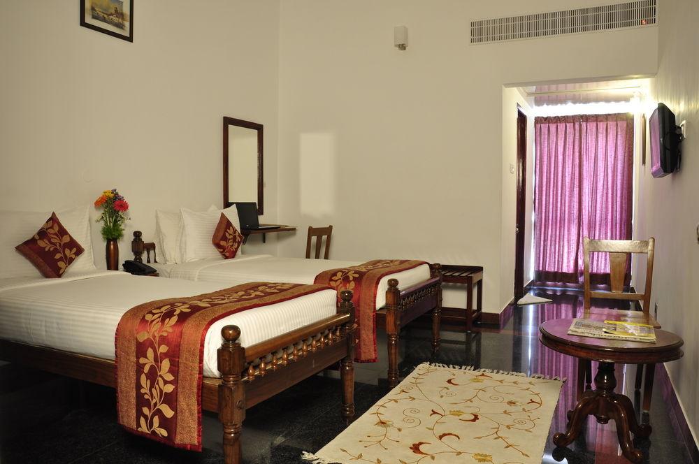Hotel Bonsejour Puducherry Eksteriør billede